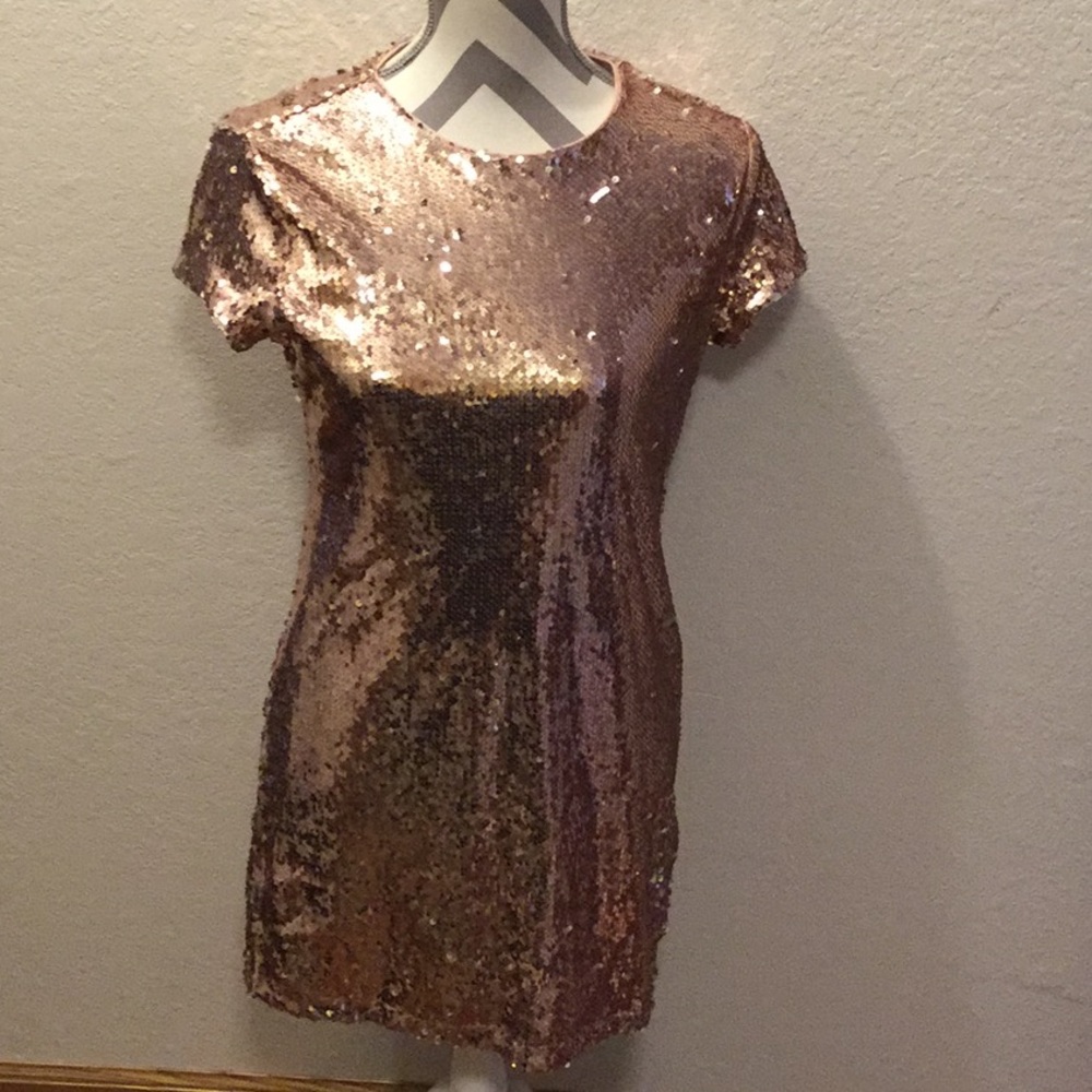 Forever 21 sequined dress size small